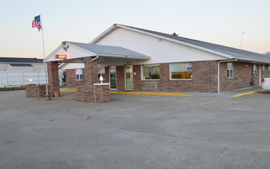 Night Inn Sweet Springs Exterior foto